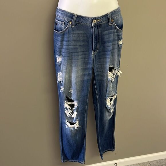 KanCan Medium Blue Very Distressed Faded Straight Leg 5-Pocket Jeans- Size 9/28 - Picture 3 of 12